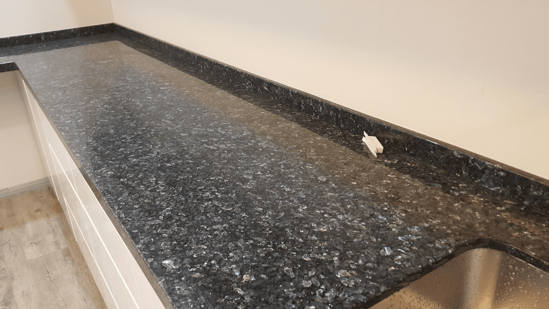granite hero